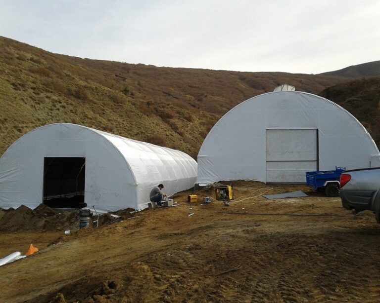 Hayvan Besi Çadırı